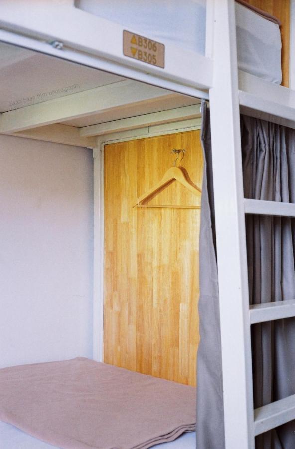 Baan Baan Hostel - Sha Plus Phuket Eksteriør bilde