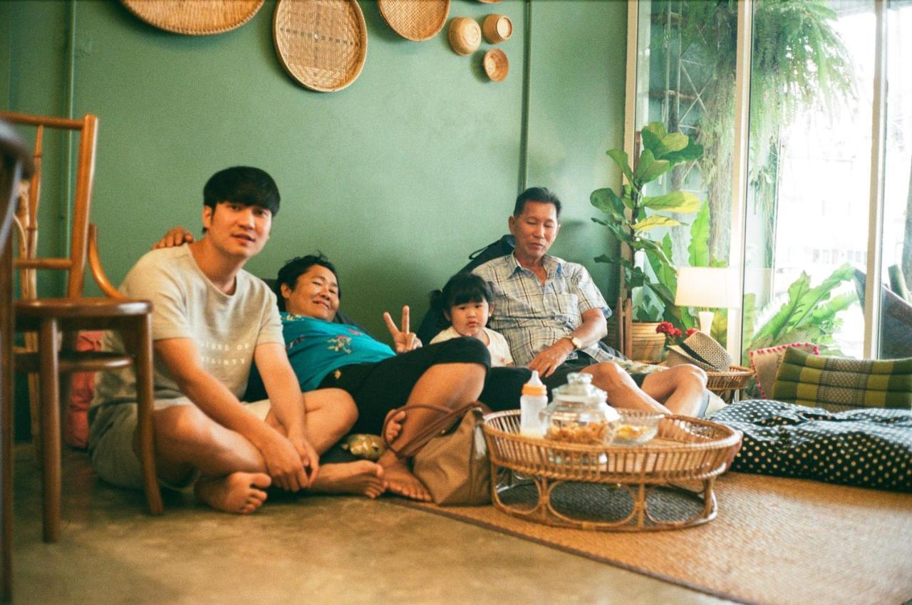 Baan Baan Hostel - Sha Plus Phuket Eksteriør bilde